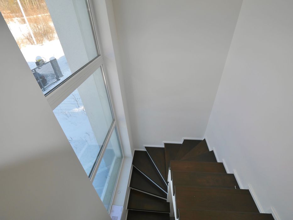 Продаж будинку з ремонтом та власною ділянкою