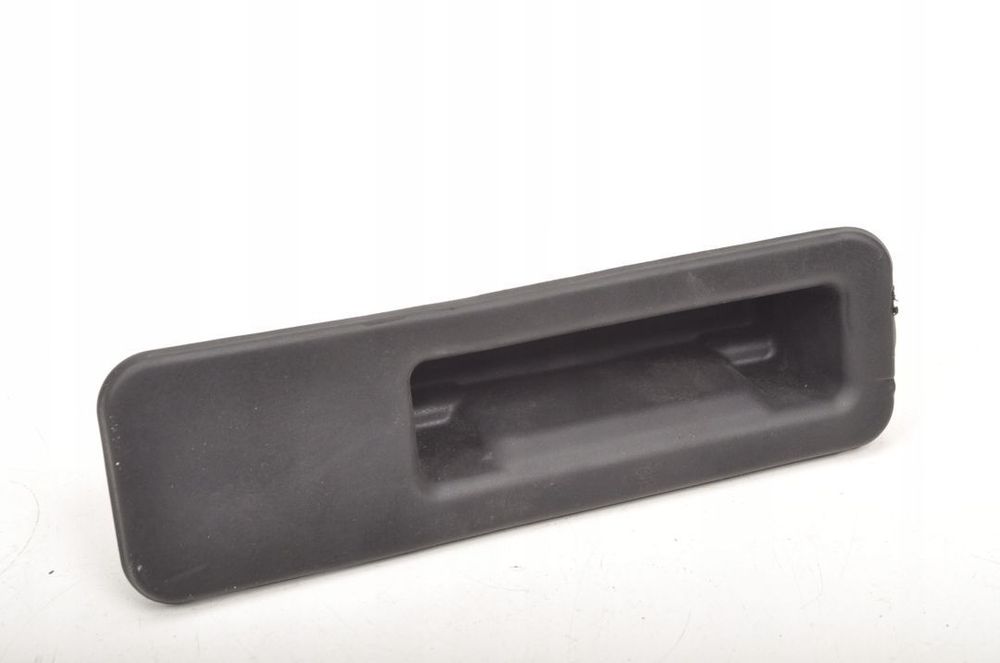 BMW F44 GRAN COUPE PRZYCISK OTWIERANIA KLAPY 21R