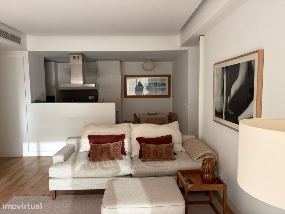 Apartamento T2 com Vista para Tejo na Ajuda, Lisboa