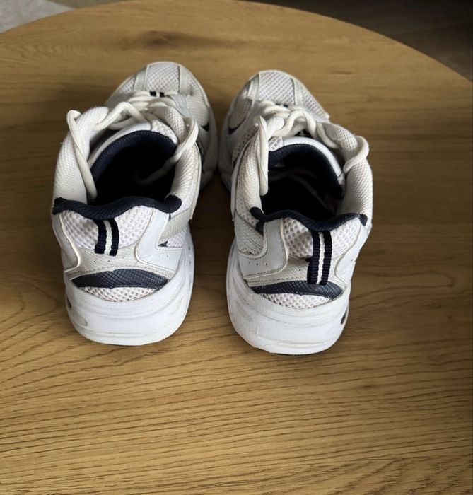 Buty sportowe  530 rozmiar 36