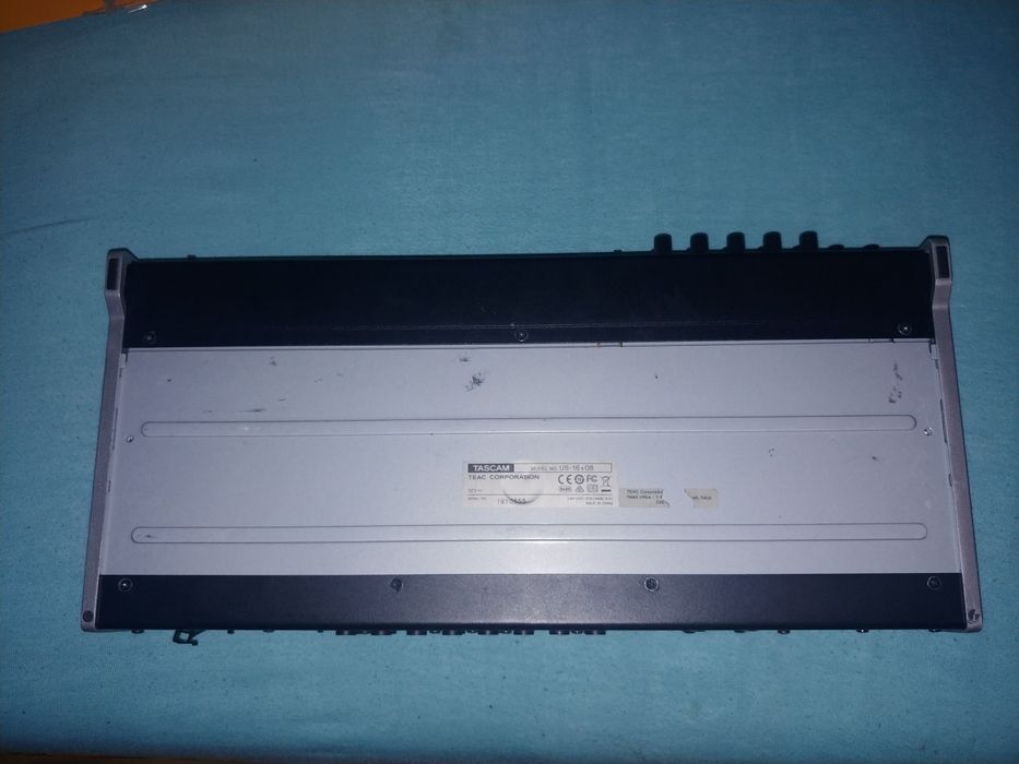 Tascam 16x08 zepsuty