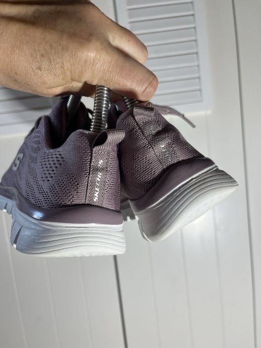 Dsmskie buty Skechers