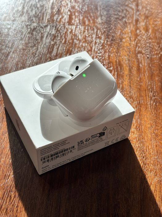 Airpods 4 (ANC) NOVOS!