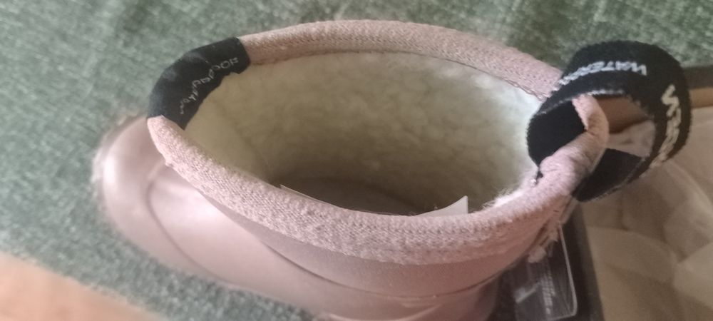 Продам черевики дитячі