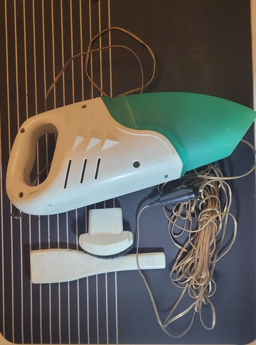 Пылесос автомобильный