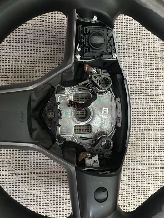 Volante Tesla Model 3