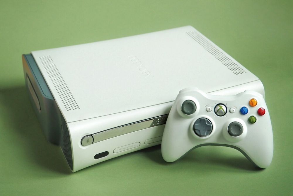 Продам приставку Xbox 360