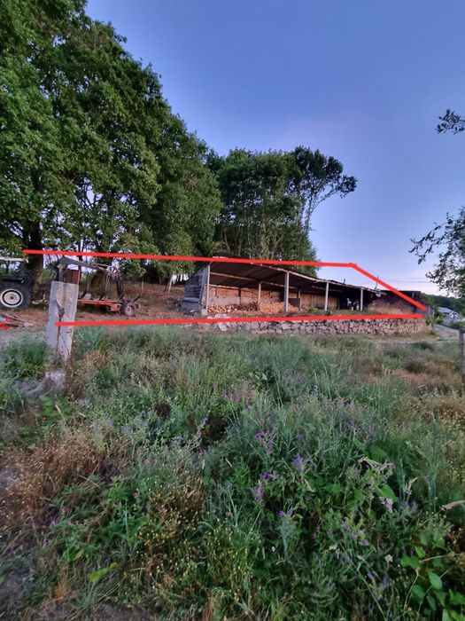 Arrenda-se  Barracão