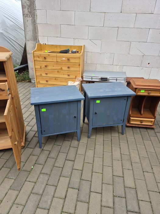 Komplet szafek nocnych