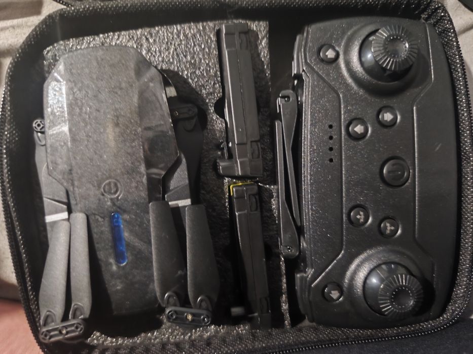 Dron E88 nowy, polecam