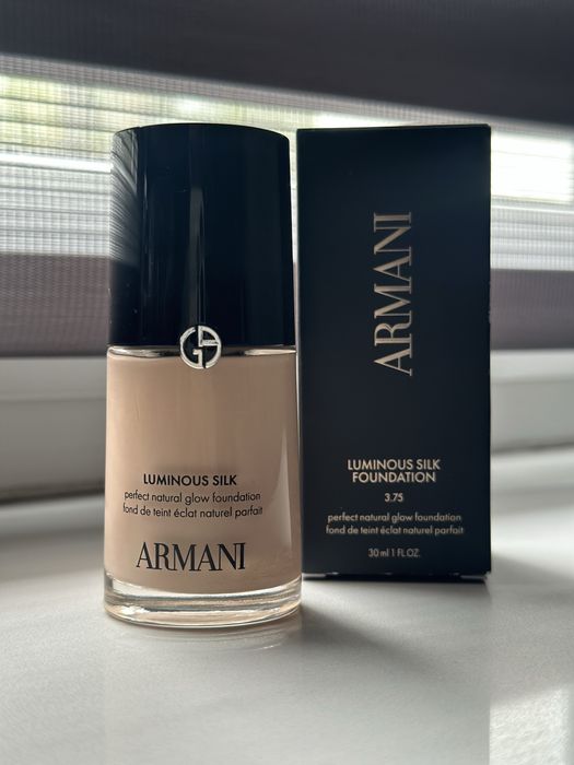Armani Luminous Silk Foundation 3.75 30 ml – podkład rozświetlający