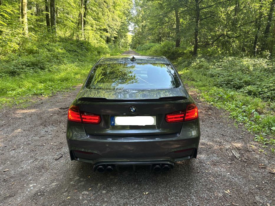 BMW 328i Auto | Kit M3 CS