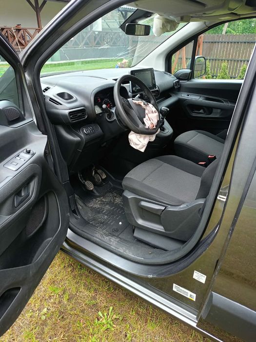 Opel Combo Long 5 osobowy hak