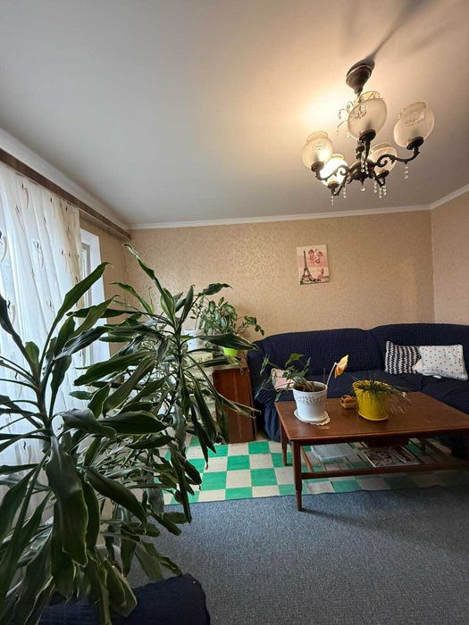 Продається 3-кім. квартира на Попова