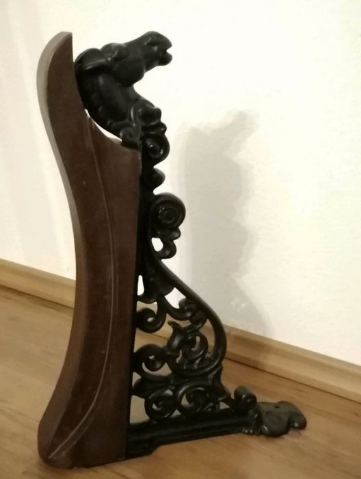 Suporte porta sela - equitação - ferro fundido