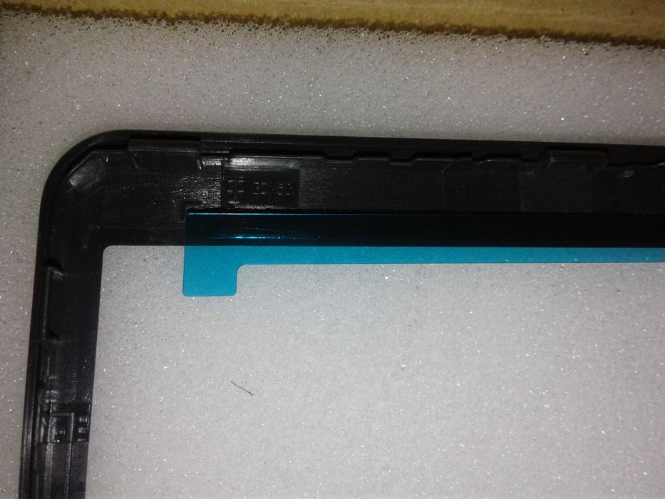 Dell Vostro 3510 3515 3520 3525 рамка матрицы - LCD Bezel (9WC73)