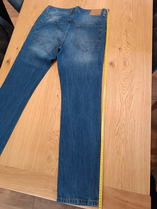 Spodnie Reserved męskie jeans