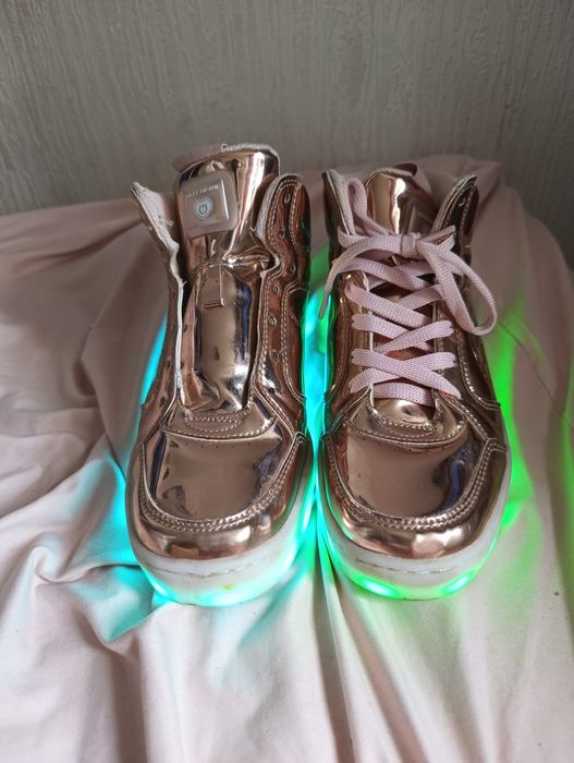 Świecące buty skechers 38 metaliczne złoto różowe hit