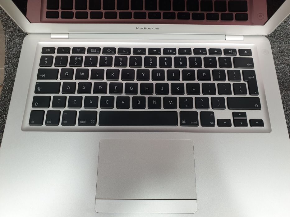 Apple MacBook Air A1237
