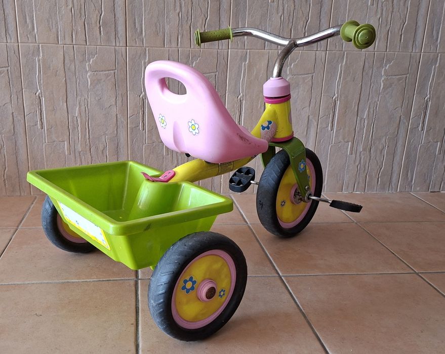 Triciclo de crianças