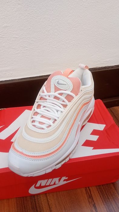 Nike Air Max 97.
