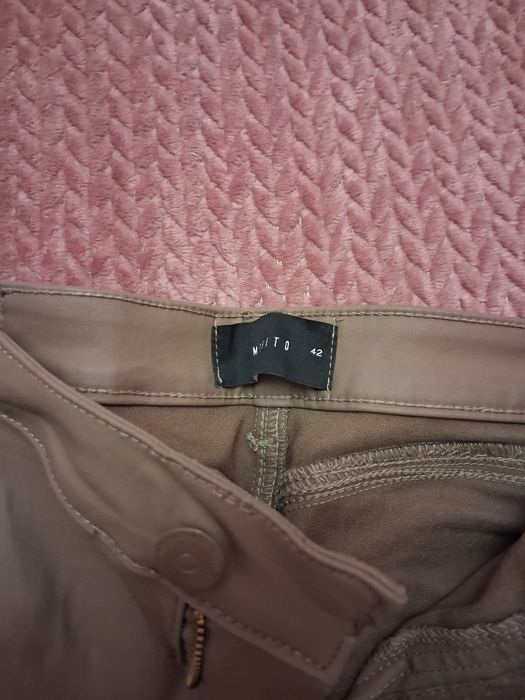 Чудовий комплект одягу р. Xl