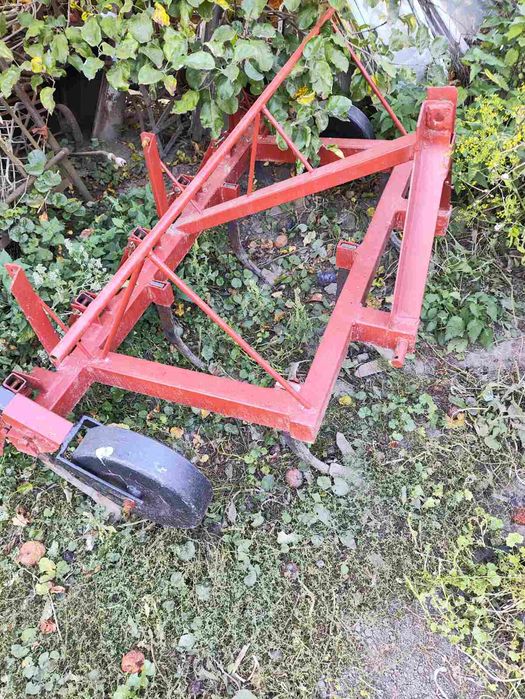 Трактор XINGTAi- сінтай 220 2011р.в з навісним..