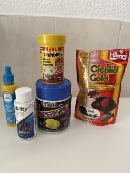 Aquário de 25l + acessórios