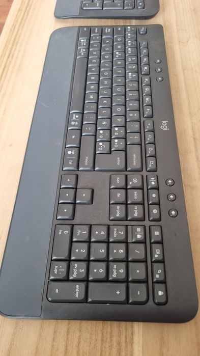 Teclado bluetooth Logitech K650