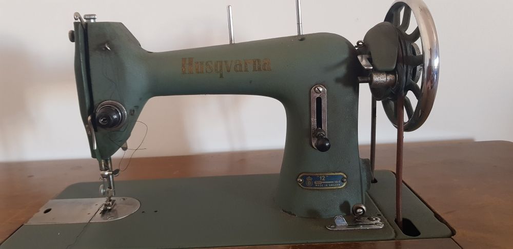 Máquina de costura Husqvarna
