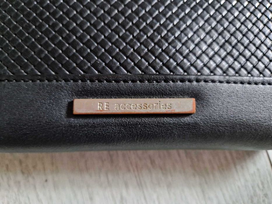 Reserved portfel czarny duży