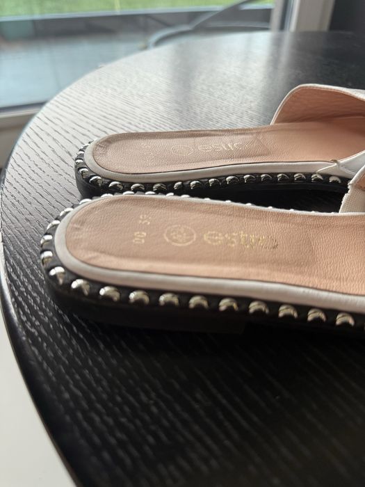 Шльопанці Estro чорні, шкіра 38 р.