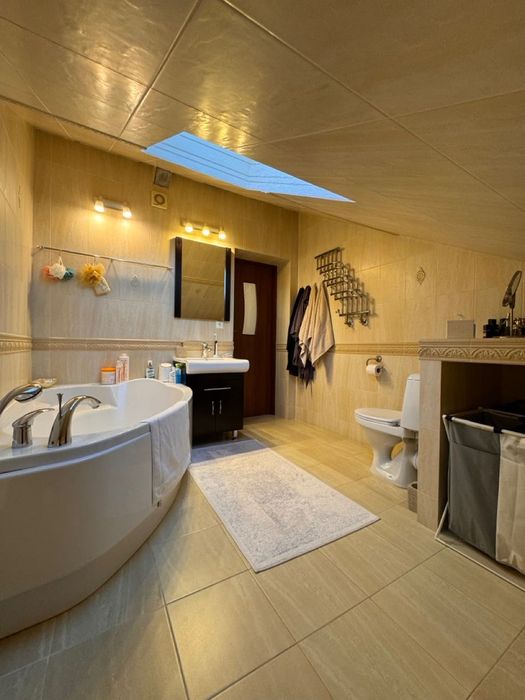 Продаж будинку з ремонтом у с.Давидів