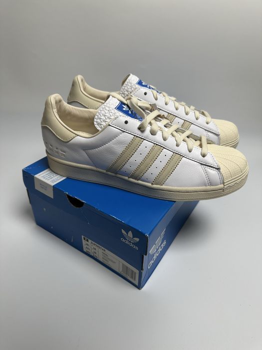 Adidas Superstar
