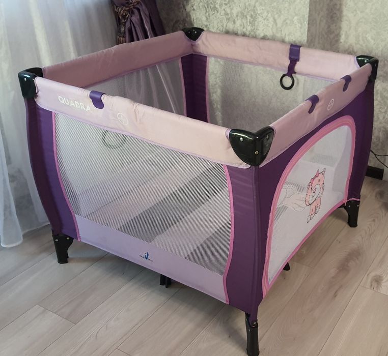 Продам манеж caretero quadra