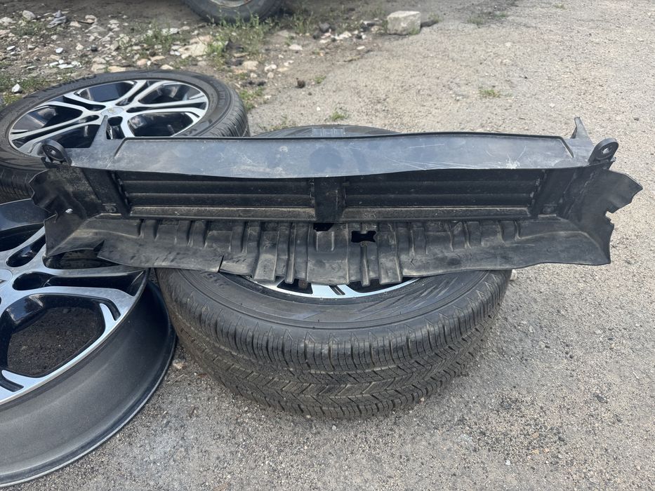 Жалюзи в сборе Chevrolet Bolt 2017-2023