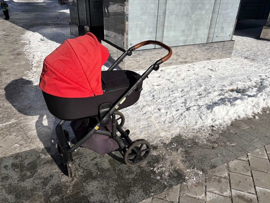 Універсальний дитячий візочок 2 в 1 Roan Bass Next, червоний