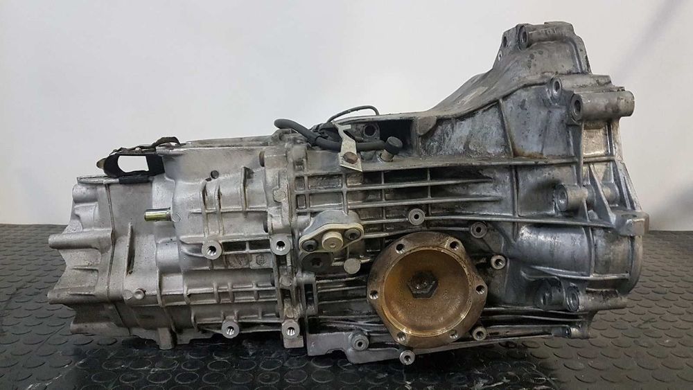 CAIXA DE VELOCIDADES AUDI 80/90 (893) 80