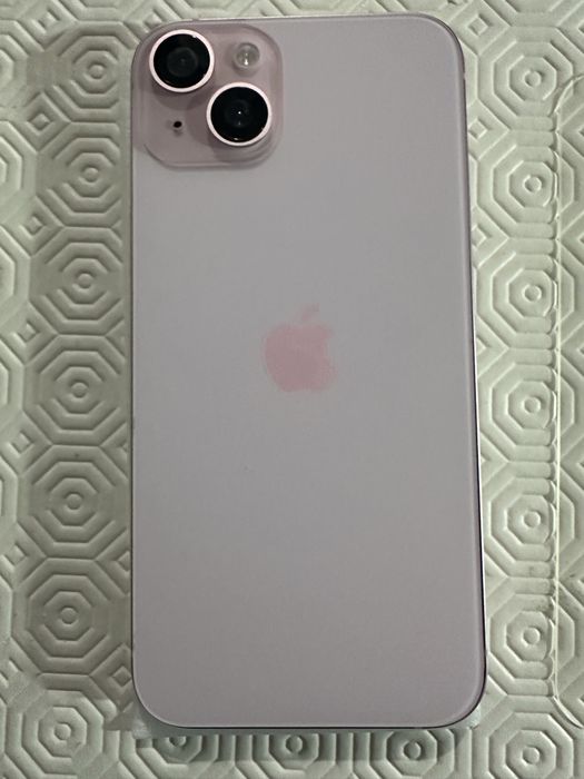 iPhone 15 Plus - Excelente estado