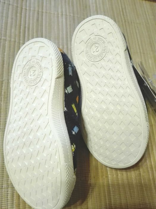 Mayoral r. 21, nowe buty dla dziecka