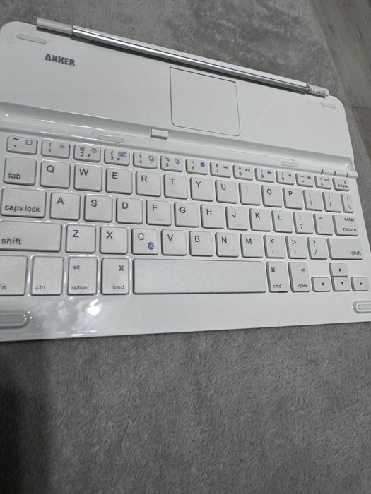 Bluetooth клавиатура Anker для iPad Air / Air 2