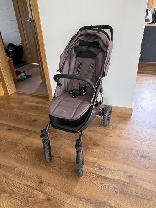 Valco Baby Snap 4 Sport VS – lekki wózek spacerowy z pompowanymi kołami