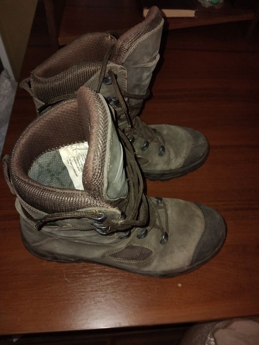 Продам зимнюю обувь