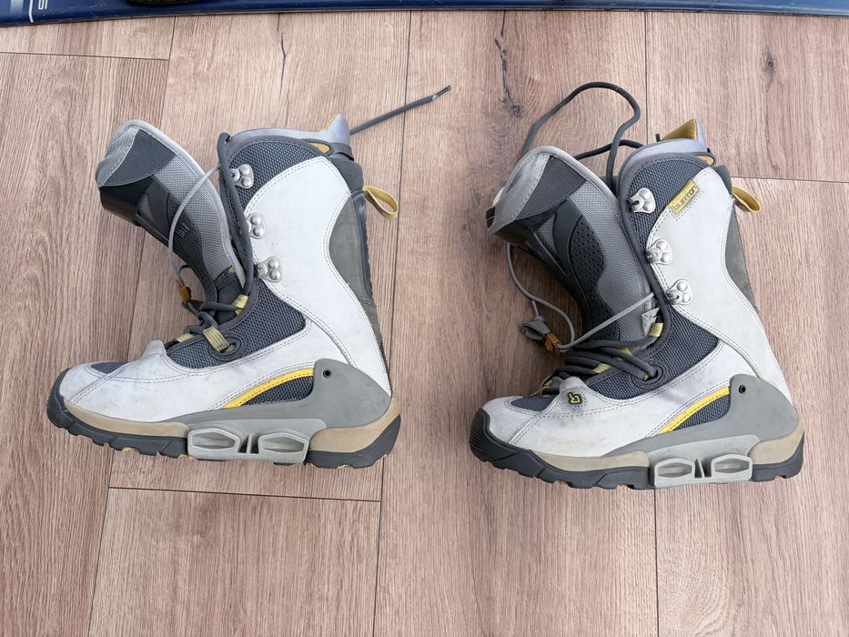 Deska snowboardowa olus buty zestaw