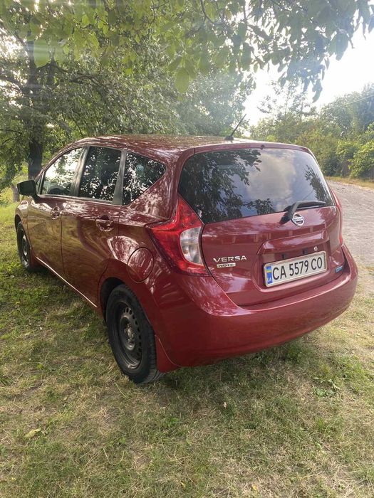 Продам нісан Note