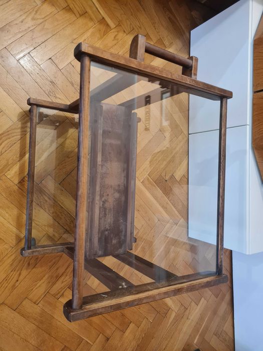 Stolik na kulkach do serwowania drewniany