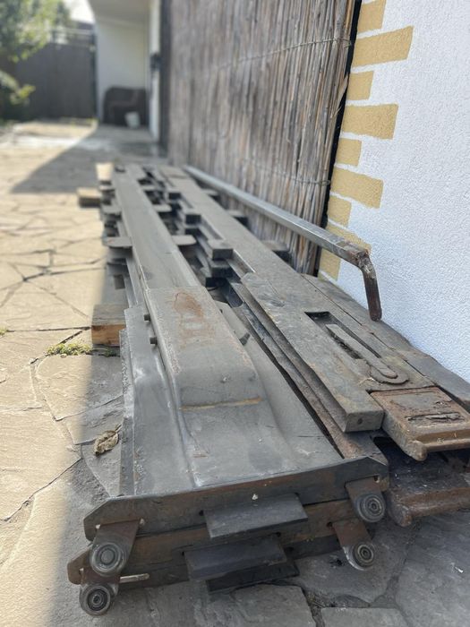 Боковые стойки полуприцепа Kogel (Кёгель)