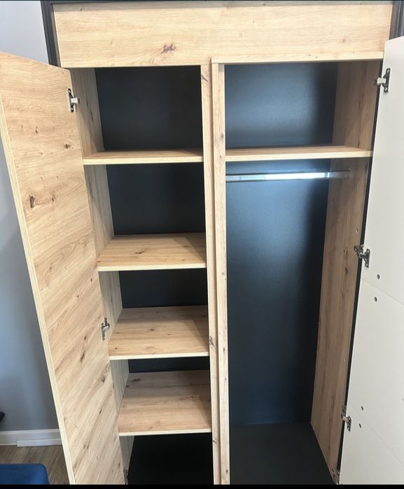 Szafa w stylu loft