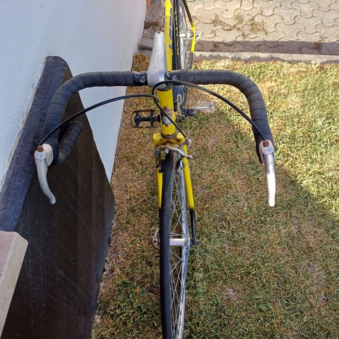 Bicicleta de corrida (estrada)