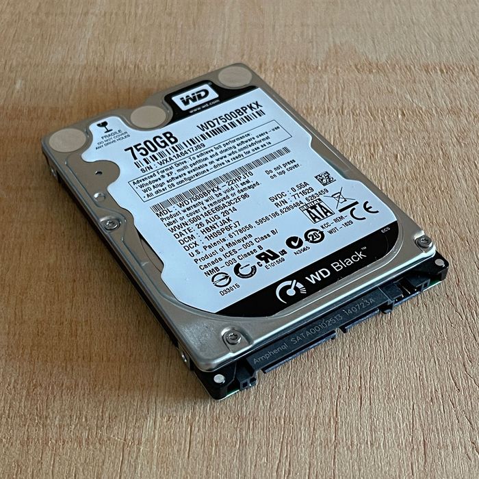 Disco Rígido WD Black 750GB